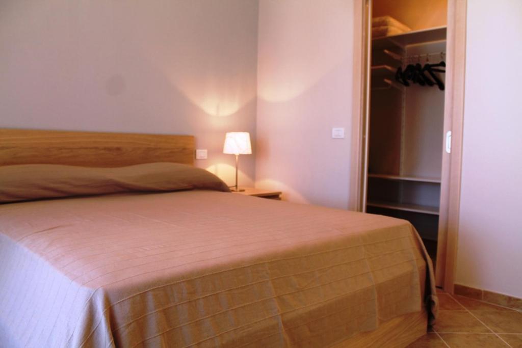 Villa Florida - Prestige Exclusive Rooms & Luxury Villas San Teodoro  Bagian luar foto