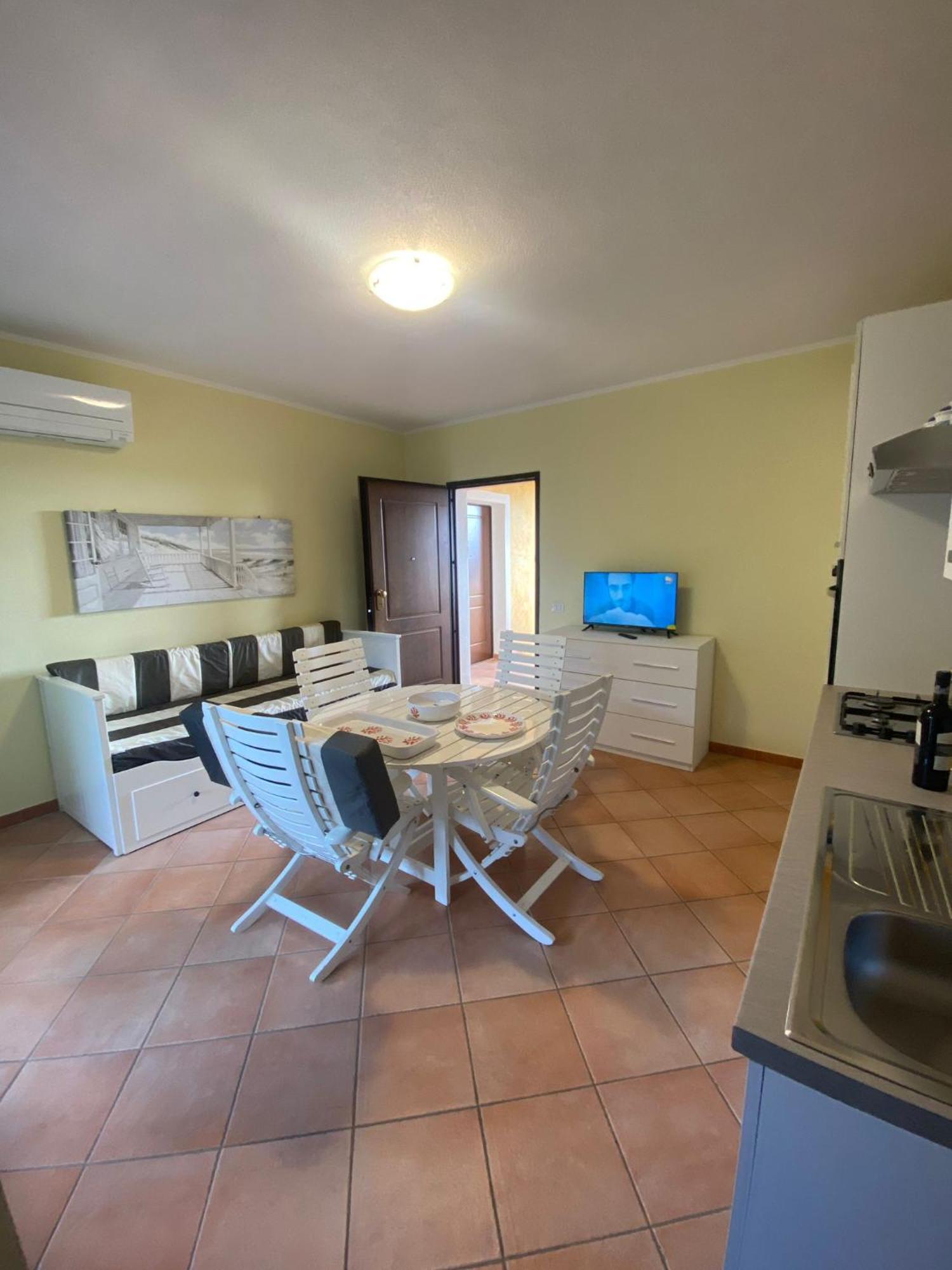 Villa Florida - Prestige Exclusive Rooms & Luxury Villas San Teodoro  Ruang foto